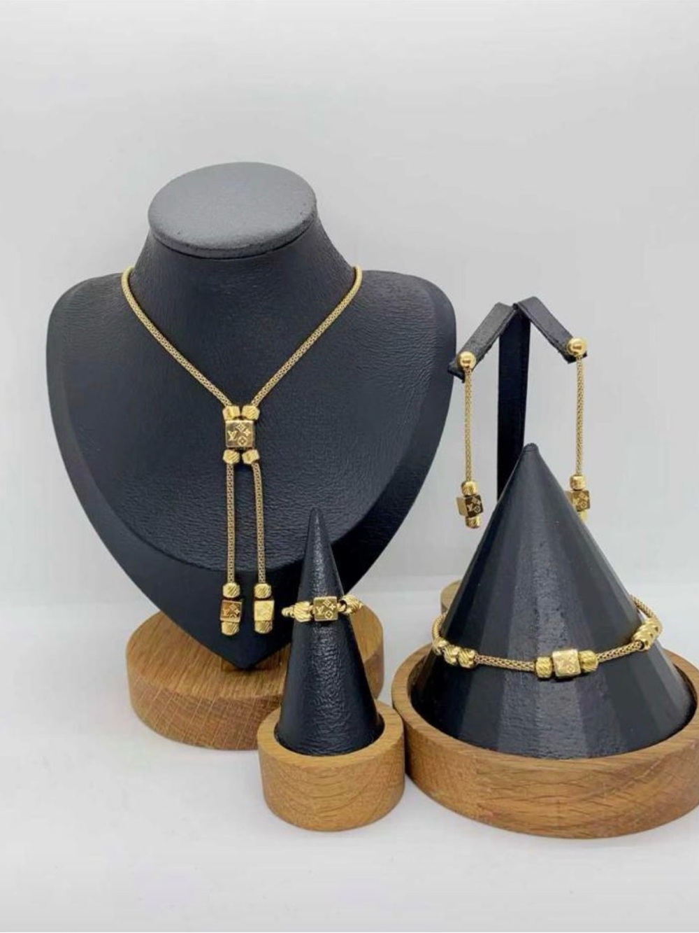 FashionGold-Tone plated Women’s Necklace with Matching Bracelet, Earrings & Ring